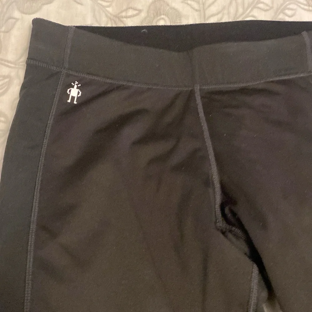 Like new smart wool leggings no flaws - Picture 2 of 9